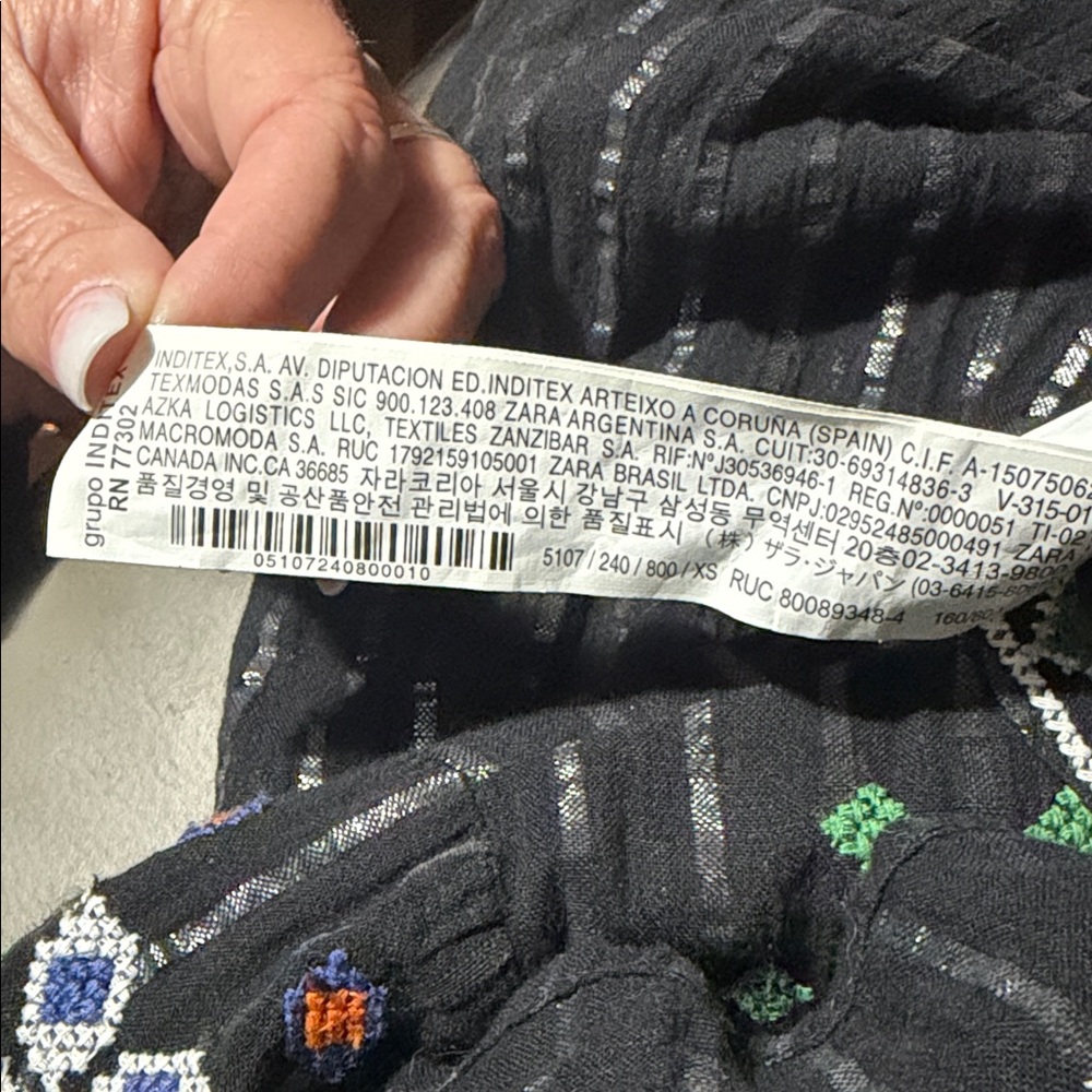 Zara Woman NWOT Embroidered Black Bell Sleeved Fringed Boho Festival Top Size XS - Picture 9 of 11